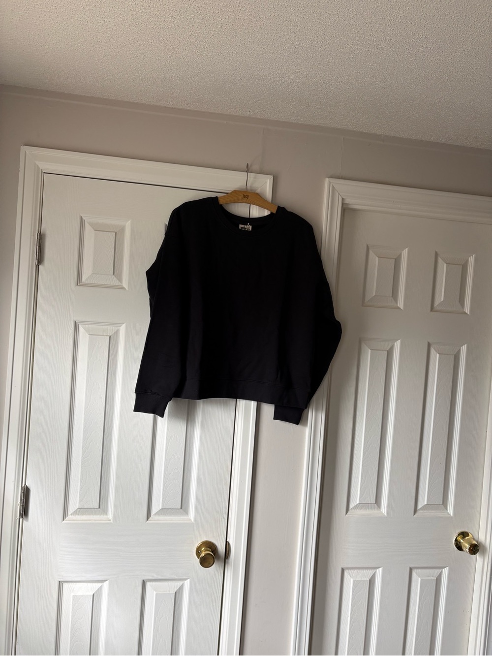 Pact Black Crewneck Women's Sweatshirt